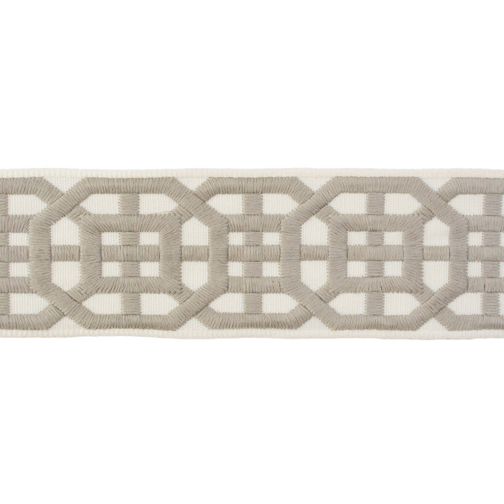 Avignon Tape Grey by Lee Jofa Trim Lee Jofa Trim Avignon Tape GreyTrim SUZANNE KASLER COLLECTION II RAYON - 63.6%;POLYESTER - 36.4% India </p><p>Repeat: H: 2.4, V: 3.6 2.5 - Fabric Carolina -