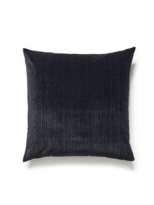 Scalamandre Pillow Strie Velvet   22 X 22 - Noir VWSTRIEPILL0003