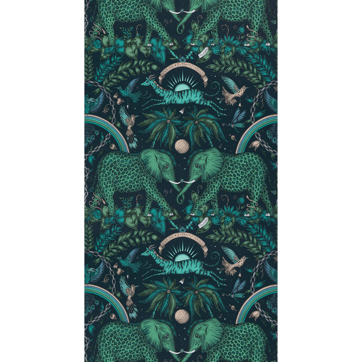 Zambezi Teal by Clarke And Clarke Wallcovering Clarke And Clarke Wallcovering Zambezi TealWallcovering WILDERIE BY EMMA J SHIPLEY FOR C&C PAPER - 100% United Kingdom </p><p>Repeat: H: , V: 18 20.5 - Fabric Carolina -