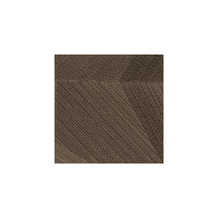 Diamondthread by Winfield Thybony Wallcovering Winfield Thybony Wallcovering Diamondthread Wallcovering WINFIELD THYBONY SPECIALTY EFFECTS POLYESTER - 100% Canada </p><p>Repeat: H: , V: 38 - Fabric Carolina -