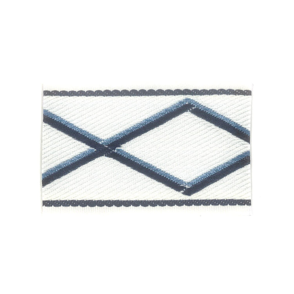 Yakima 3 Denim by Stout Trim Stout Trim Yakima 3 DenimTrim METROPOLITAN TRIM 52%SVI 48%POL CHINA </p><p>Repeat: H: 2.750, V: 0.000 2.25 in - Fabric Carolina -