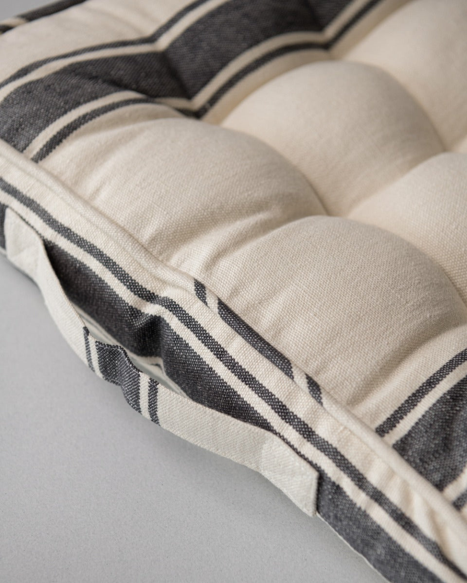 Hajdu Stripe linen Chair pillow by Mind the Gap (AC00020), view 2