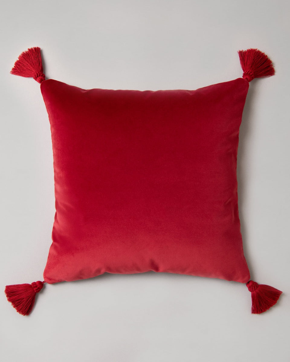 SUNRISE RUBY Cushion (LC40236) by Mind The Gap | LC40236 | JAZZ LIVE | 50 x 50 cm | Red | Tasseled corners | Duck feather | Cotton velvet | Fabric Carolina | https://www.fabriccarolina.com/