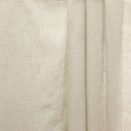 <p>Speak Up Fog by Carole Designer Fabric</p><p><strong>Required Minimum Quantity Purchase: 2 yards</strong></p><p>Book: Sheer Delight</p><p>Content: 100% Polyester</p><p>Origin: </p><p>Performance: N/A</p><p>Repeat: 1 5/8" V, 1 7/8" H</p><p>Width: 58 1/2""</p>