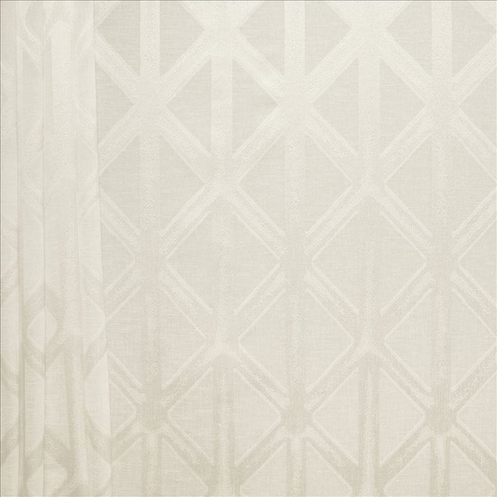 Frankie Snow by Kasmir Designer Fabric See sample 100% Polyester
 TURKEY Not Tested </p><p>Repeat: Horizontal: 7 5/8 inches and Vertical: 7 6/8 inches 118 - Swanky Fabrics -