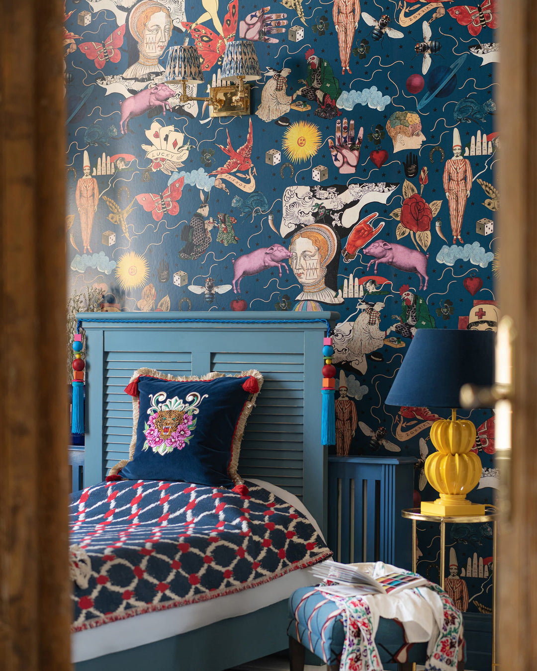 Mind The Gap Wallpaper ILLUSIONARY DAYTIME Blue Wallpaper (WP20617) - Fabric Carolina