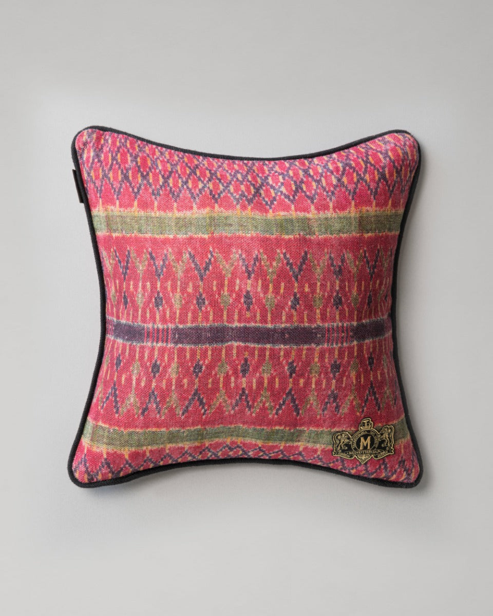 Lakai linen pillow by Mind the Gap (LC40012), view 2
