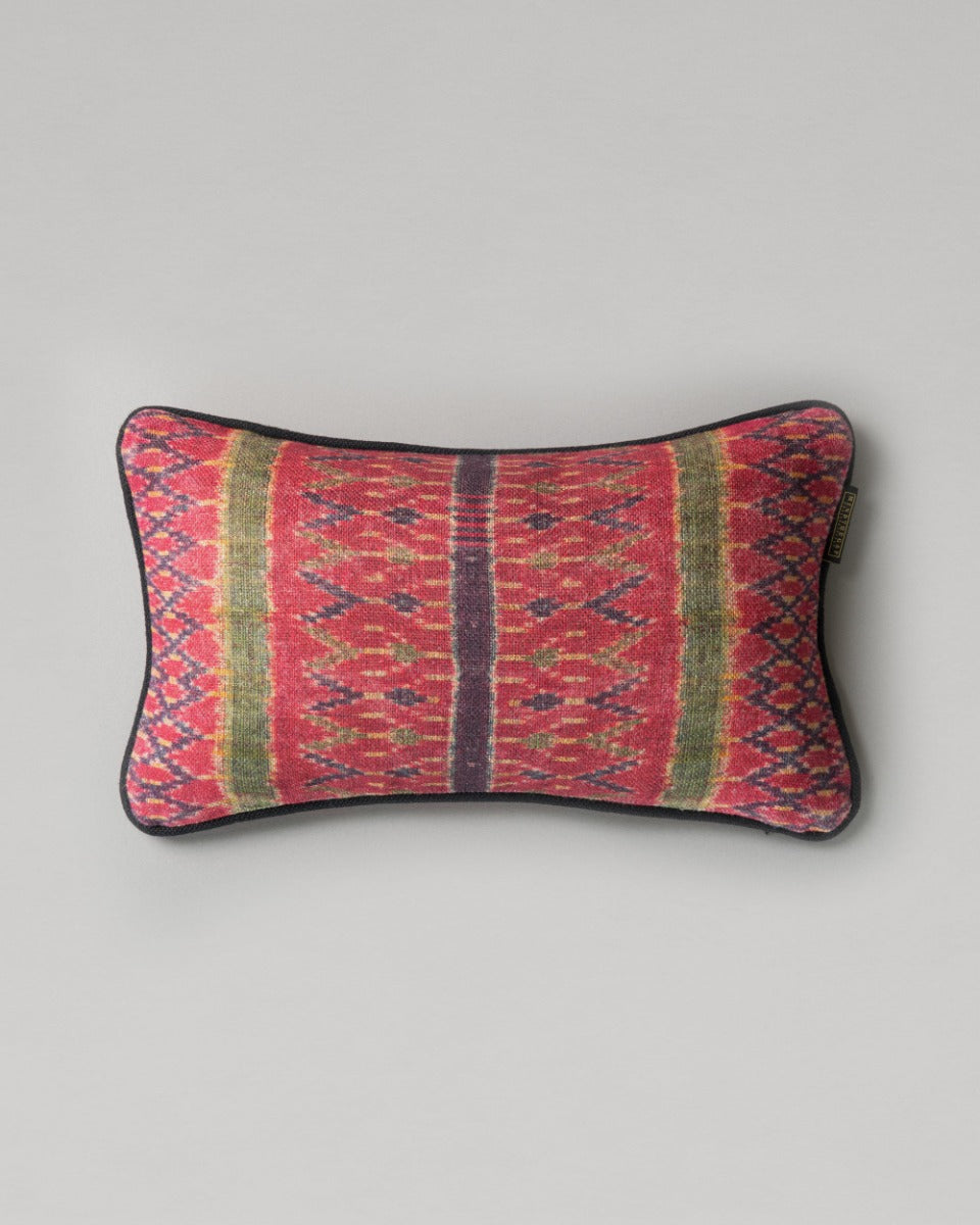 Lakai linen pillow by Mind the Gap (LC40013), view 2