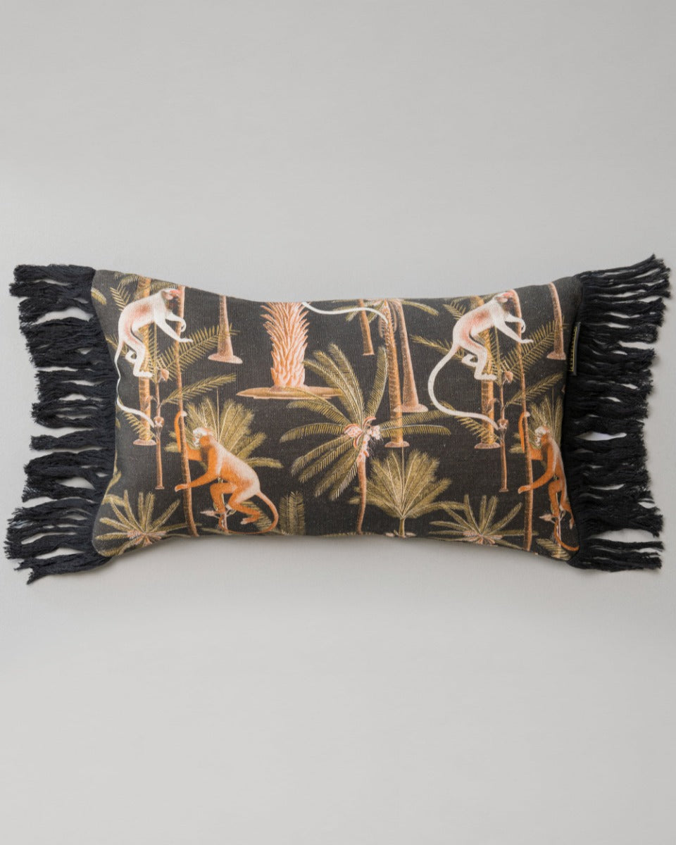 Barbados Anthracite linen pillow by Mind the Gap (LC40024), view 2