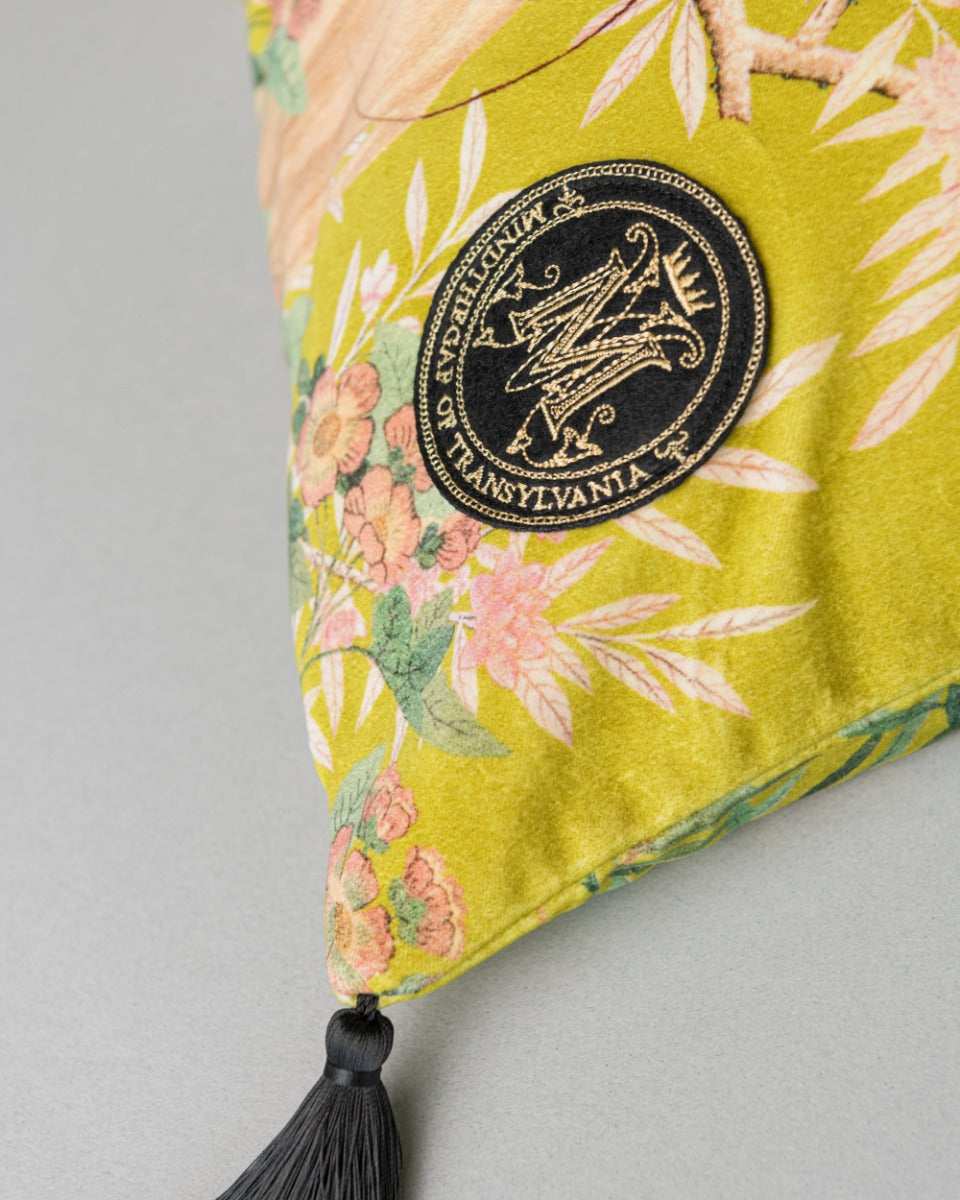 Royal Garden velvet pillow by Mind the Gap (LC40056), corner detail