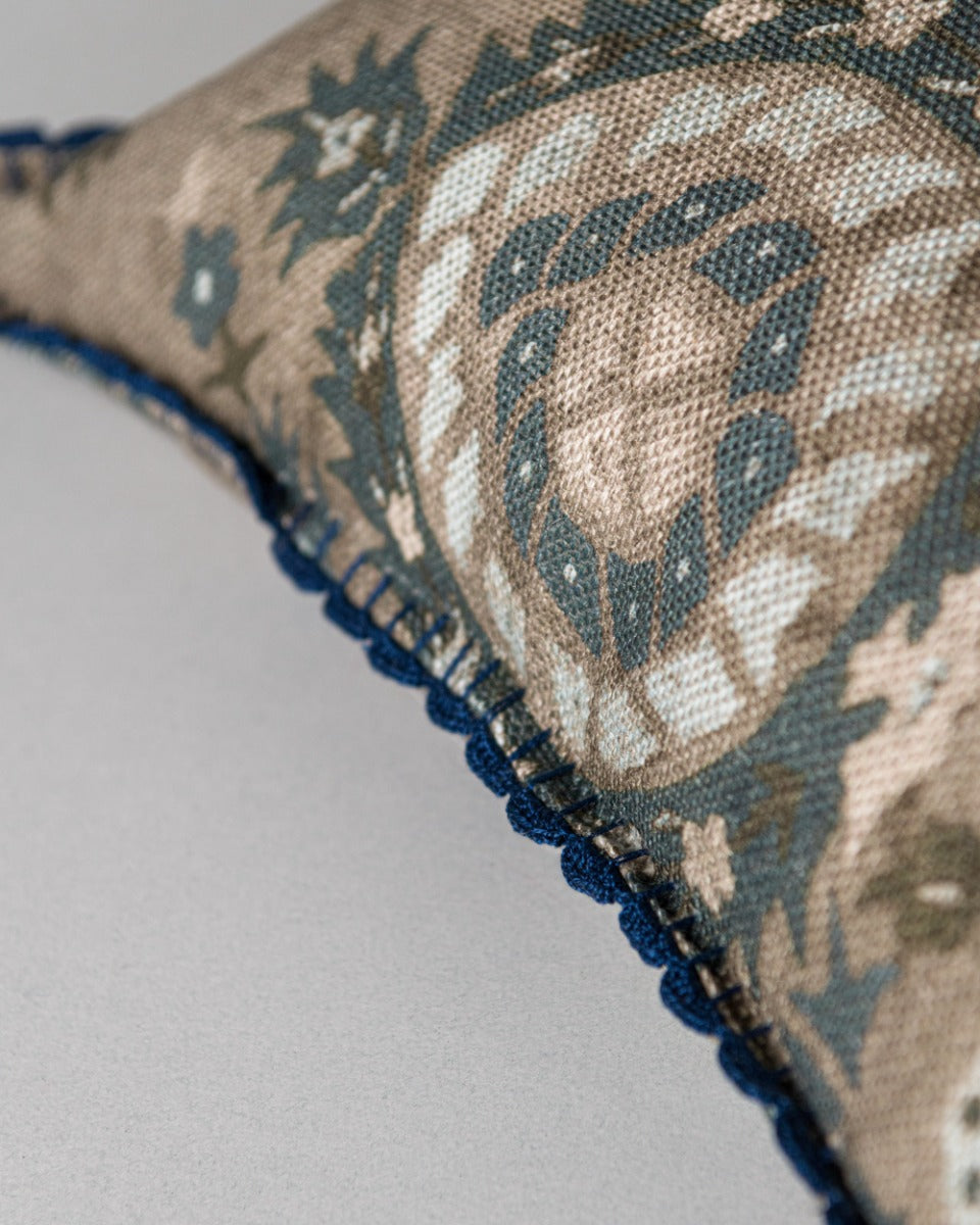 Flourish linen pillow by Mind the Gap (LC40087), view 3