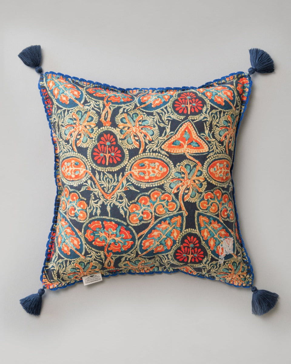 Heirloom linen pillow by Mind the Gap (LC40088), view 2
