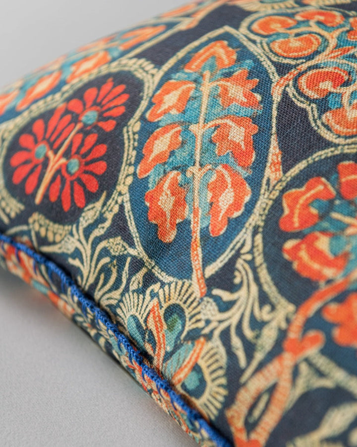 Heirloom linen pillow by Mind the Gap (LC40088), view 4