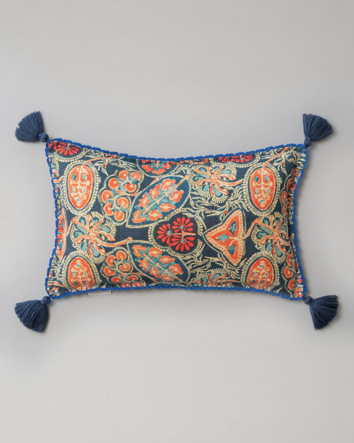 Heirloom linen pillow by Mind the Gap (LC40098), view 2