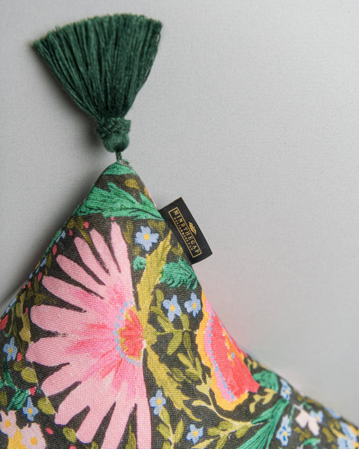 Susie Q pillow by Mind the Gap (LC40147), view 2