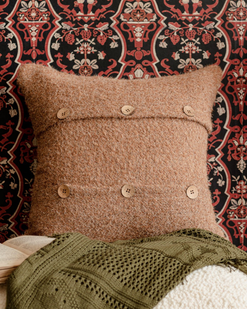 Decke pillow by Mind the Gap (LC40185), view 4