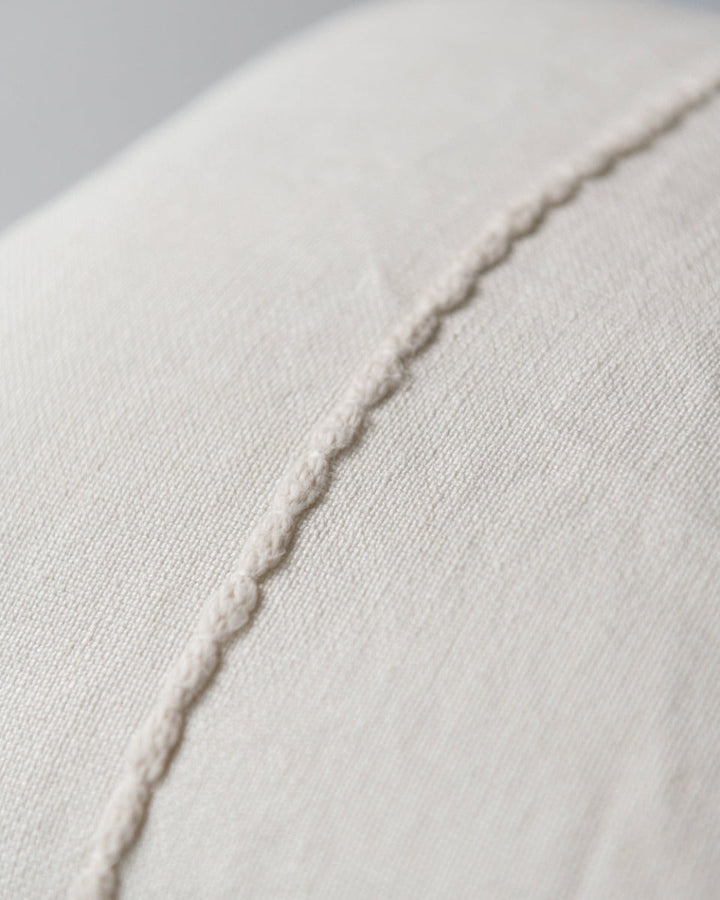Milchschaum pillow by Mind the Gap (LC40200), view 3