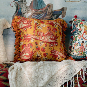 Mind the Gap Pillow Mind The Gap NAMLOS Cushion (LC40186)