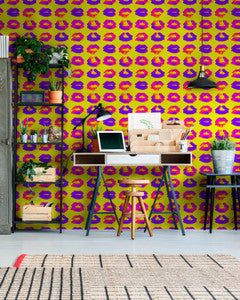 Mind the Gap Wallpaper Mind The Gap   NEON KISS   (WP20381)