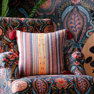 Mind the Gap Pillow Mind The Gap NEYSHABOUR Cushion (LC40169)