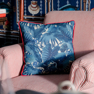 Mind the Gap Pillow Mind The Gap PARADEISOS Cushion (LC40113)