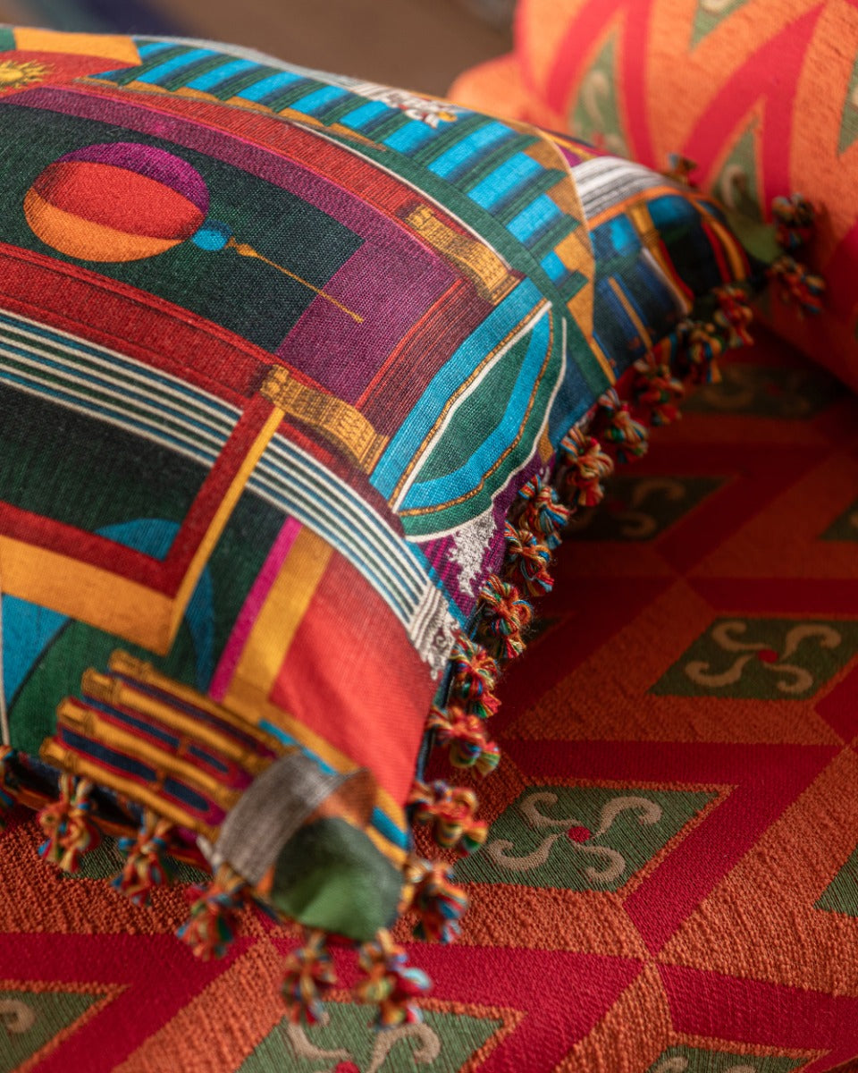 Piazza Degli Arlecchini linen fabric by Mind the Gap (FB00136), view 4