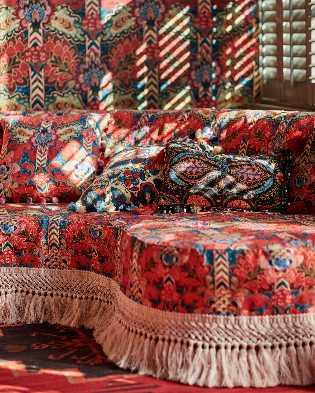 Psychedelia linen fabric by Mind the Gap (FB00073), view 3