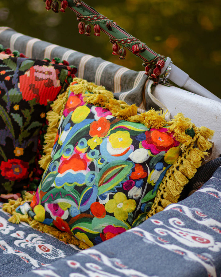 Queen's Garden cushion pillow by Mind the Gap (LC40272), view 4