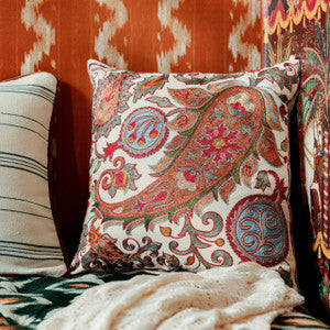 Mind the Gap Pillow Mind The Gap SAMARKAND SUZANI Silk Embroidered Cushion (LC40165)