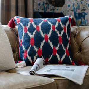 Mind the Gap Pillow Mind The Gap SEEBENSEE Cushion (LC40191)