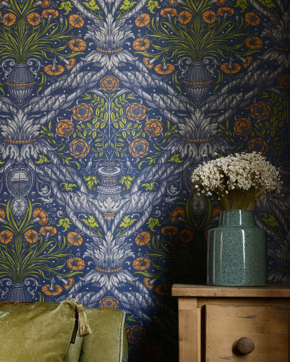 Floral Ornament wallpaper by Mind the Gap (WP20453), view 2