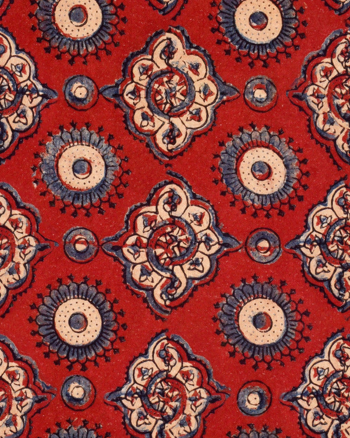 Madder Wallpaper by Mind the Gap Designer Wallpaper THE WALLPAPER COMPENDIUM 1 Non-woven Made in Europe Paste the wall 3 rolls x 20.5 x 3.25 yards - Swanky Fabrics -