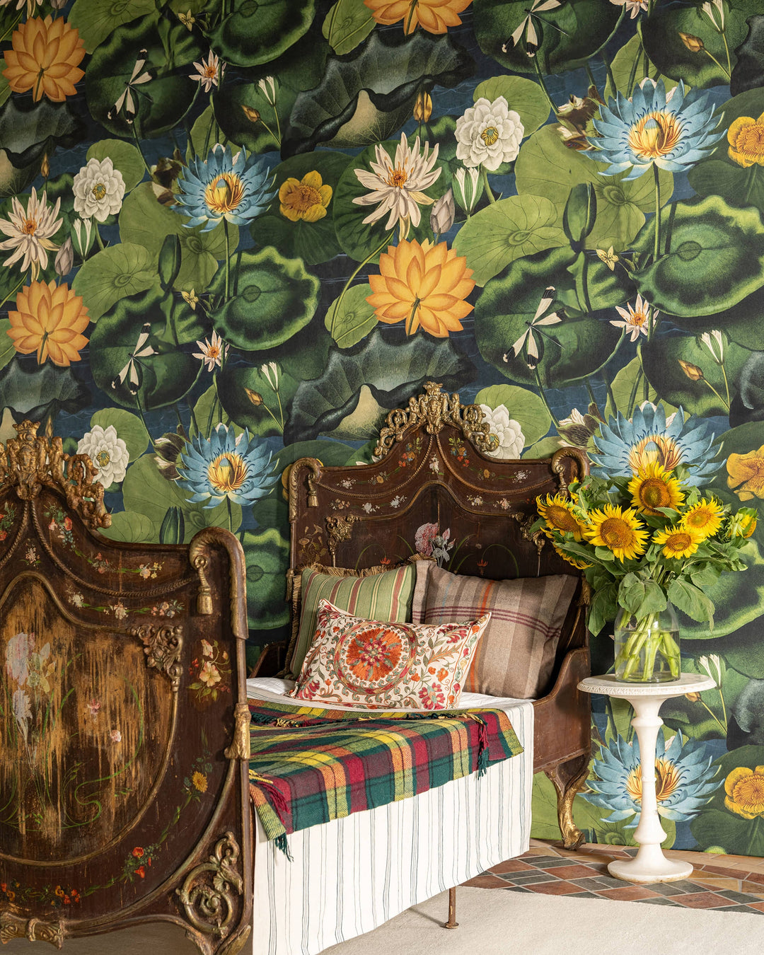 Lotus Blossom wallpaper by Mind the Gap (WP20723), view 4