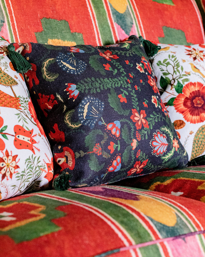 Zabola linen fabric by Mind the Gap (FB00041), view 2