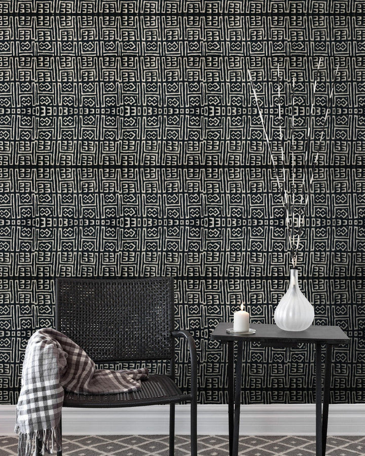 Mind The Gap Wallpaper ZULU (WP20260) | WP20260 | PREMIUM DESIGNER WALLPAPER COLLECTION | 3 rolls x 20.5 x 118.1 in | 0.52m / 20.5in | 3m / 118in | 4.65mp | 300cm / 118in | Black, White | Non-woven | Paste the wall | 3-rolls in a box | Fabric Carolina | https://www.fabriccarolina.com/